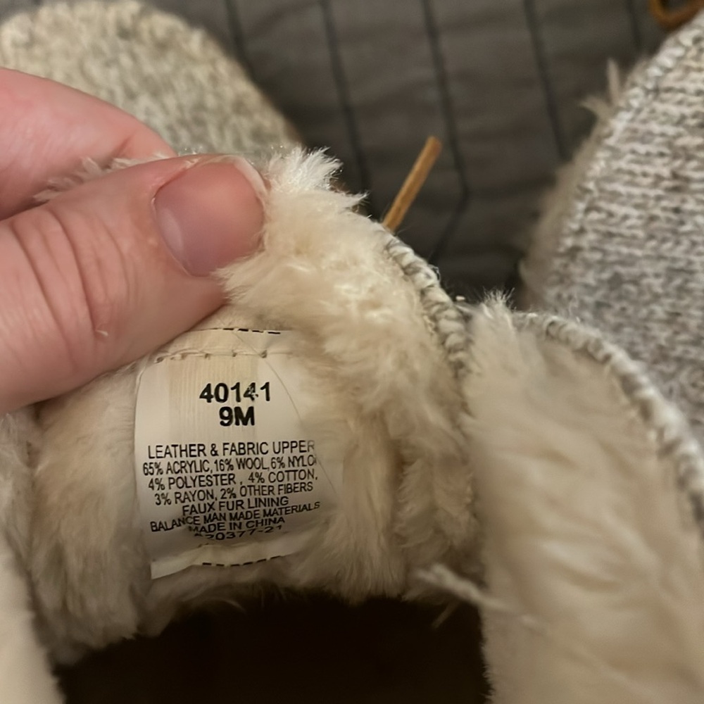 MINNETONKA Torrey boot slippers - Picture 6 of 6